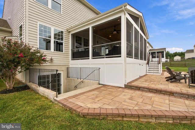 41858 FARNBOROUGH PL, Leesburg, VA 20176