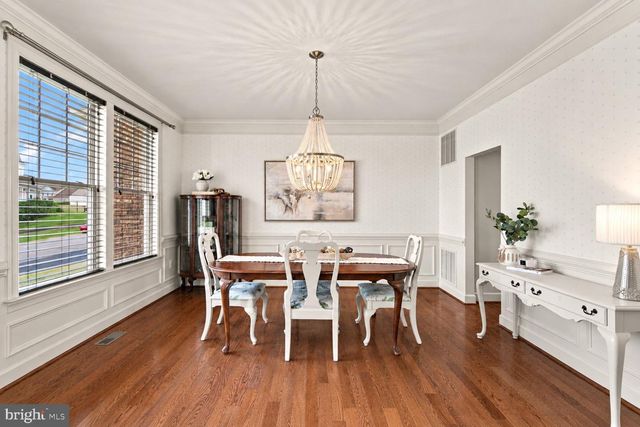 41858 FARNBOROUGH PL, Leesburg, VA 20176