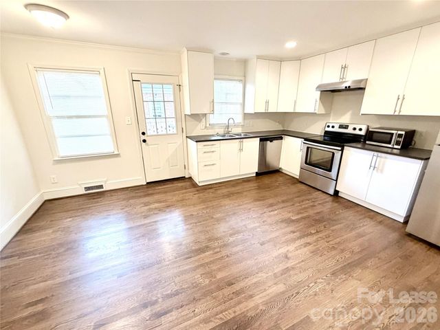 1822 Club Road, Charlotte, NC 28205