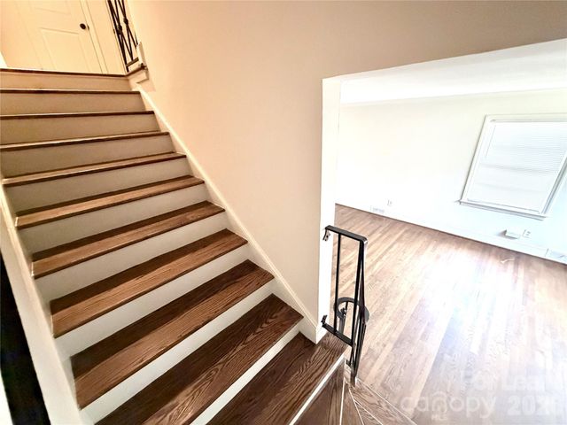 1822 Club Road, Charlotte, NC 28205