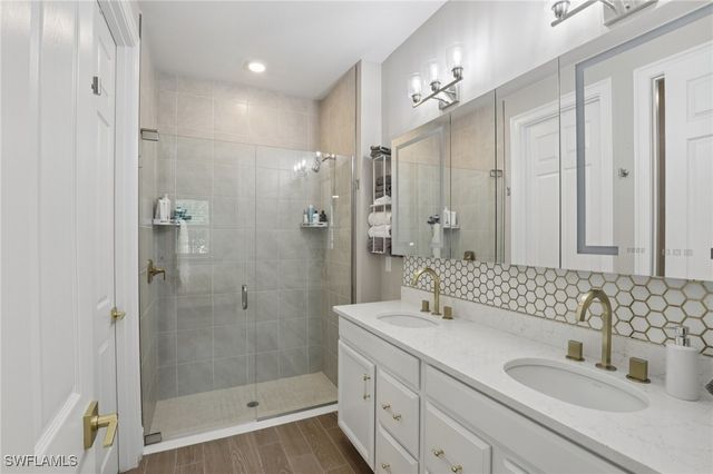 1108 Enbrook LOOP, Naples, FL 34114