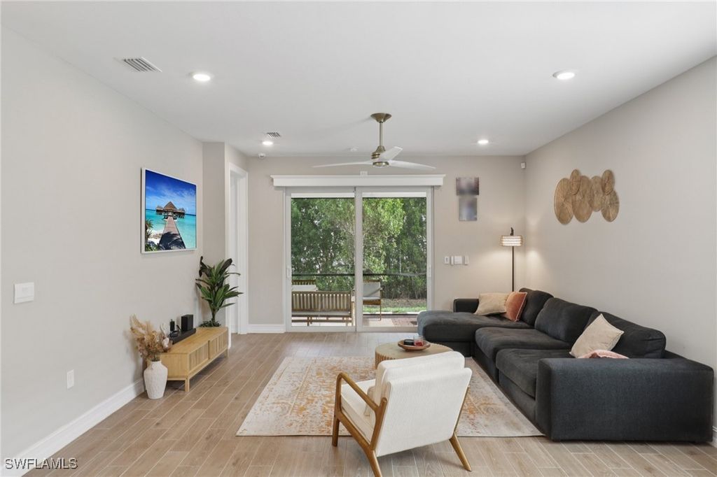 1108 Enbrook LOOP, Naples, FL 34114