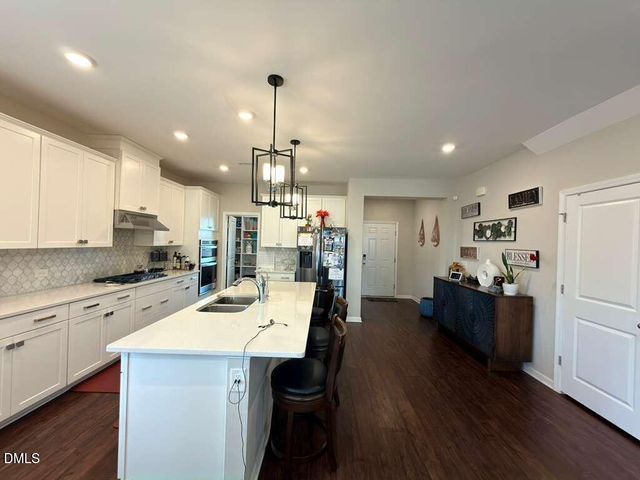 3500 Barn Road, Apex, NC 27502