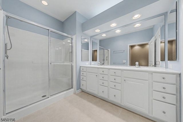 5213 Warrens Way 213, Wanaque Boro, NJ 07465