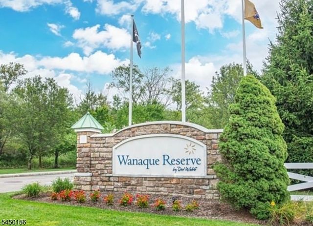 5213 Warrens Way 213, Wanaque Boro, NJ 07465