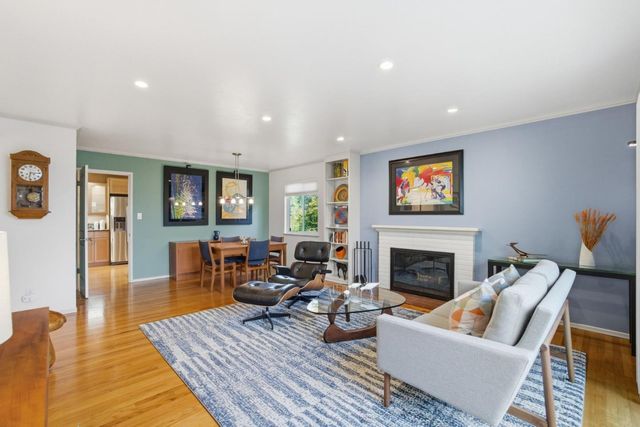 852 Peach Avenue, Sunnyvale, CA 94087