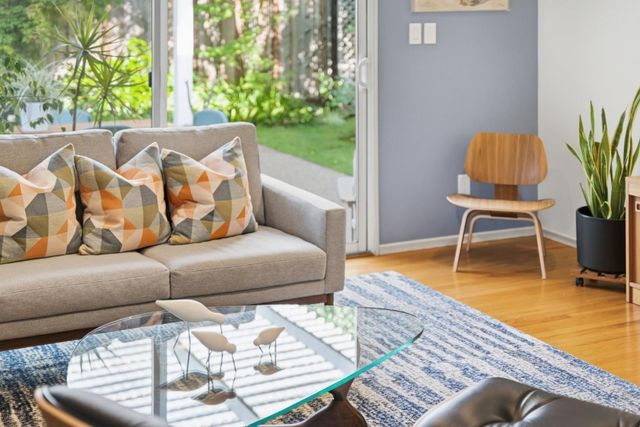 852 Peach Avenue, Sunnyvale, CA 94087