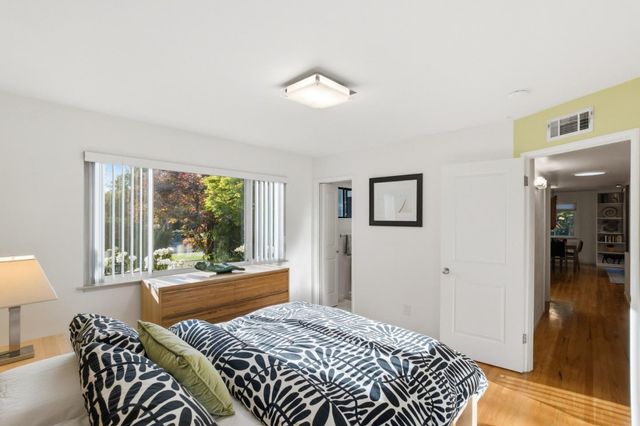 852 Peach Avenue, Sunnyvale, CA 94087