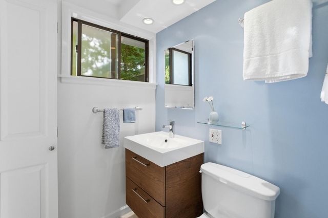 852 Peach Avenue, Sunnyvale, CA 94087