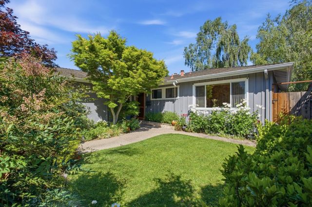 852 Peach Avenue, Sunnyvale, CA 94087