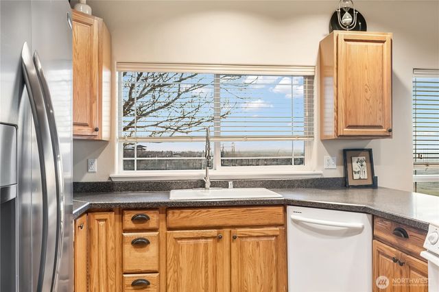 7496 NE K.7 Road, Moses Lake, WA 98837