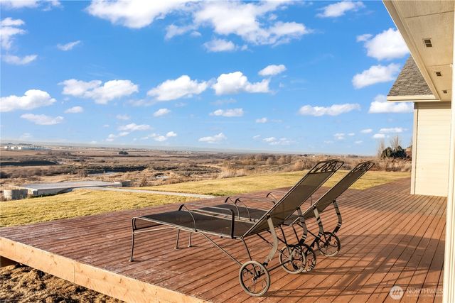 7496 NE K.7 Road, Moses Lake, WA 98837