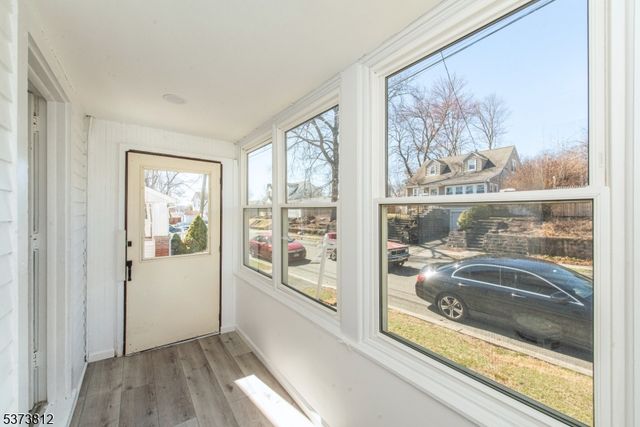16 Coolidge Pl, Haledon Boro, NJ 07508