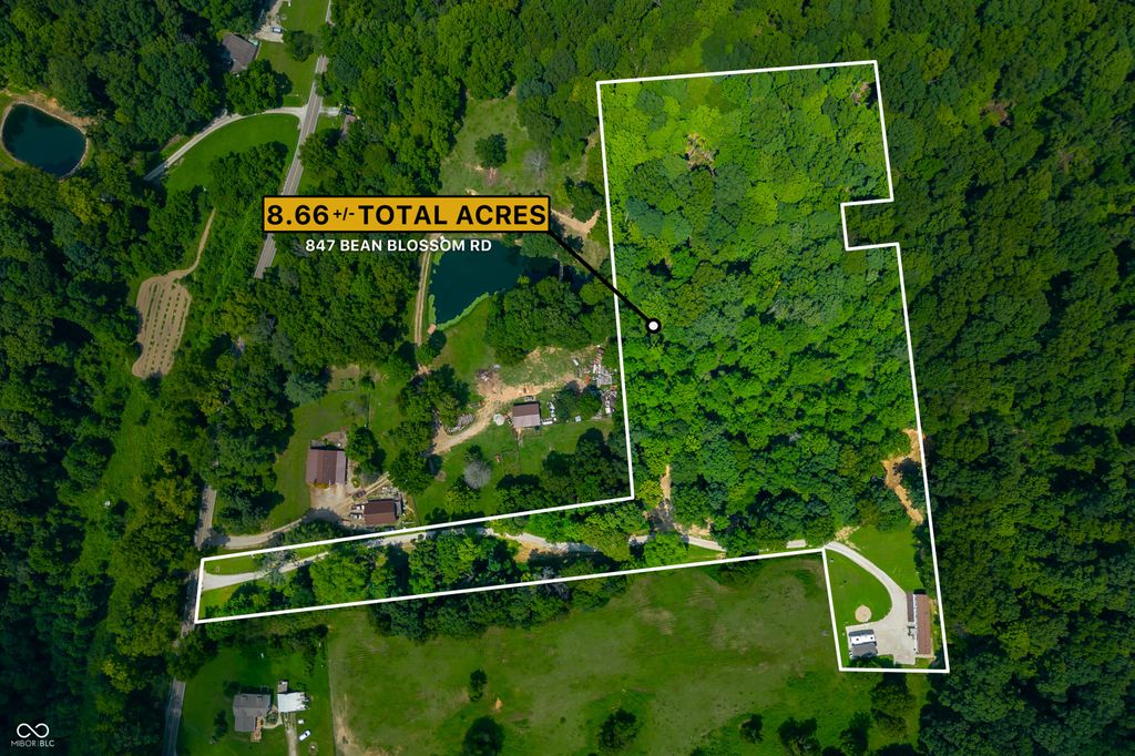 7847 Bean Blossom Road, Trafalgar, IN 46181