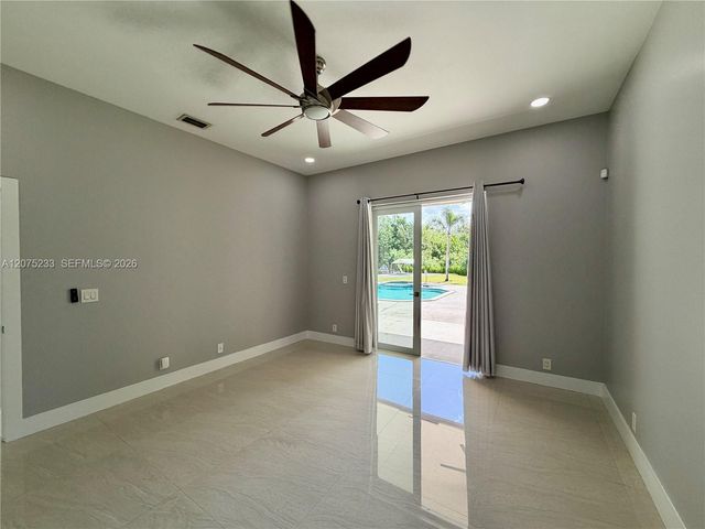 5600 SW 199th Avenue, Pembroke Pines, FL 33332
