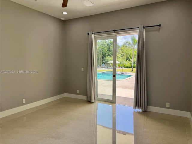 5600 SW 199th Avenue, Pembroke Pines, FL 33332