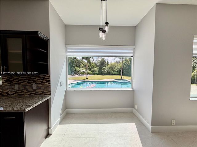 5600 SW 199th Avenue, Pembroke Pines, FL 33332