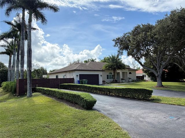 5600 SW 199th Avenue, Pembroke Pines, FL 33332