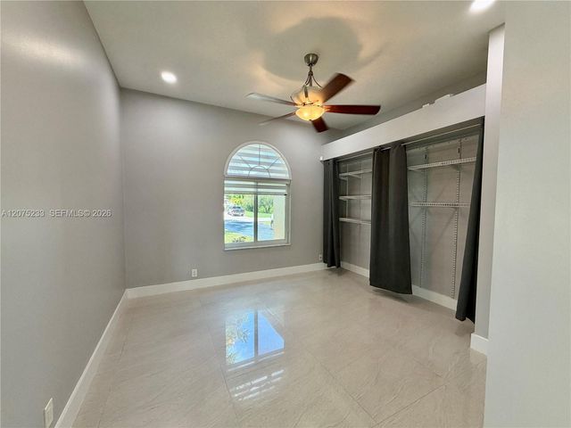 5600 SW 199th Avenue, Pembroke Pines, FL 33332