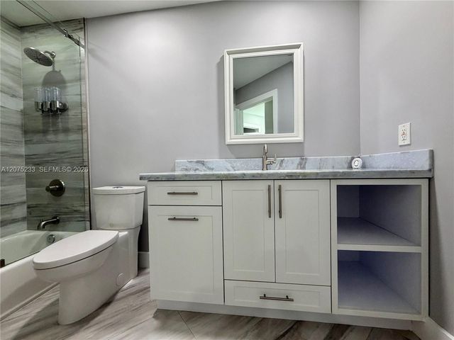 5600 SW 199th Avenue, Pembroke Pines, FL 33332