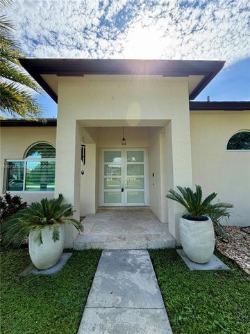 5600 SW 199th Avenue, Pembroke Pines, FL 33332