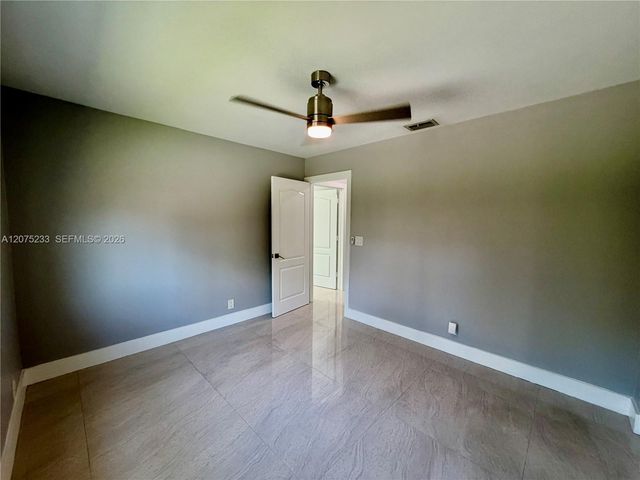 5600 SW 199th Avenue, Pembroke Pines, FL 33332