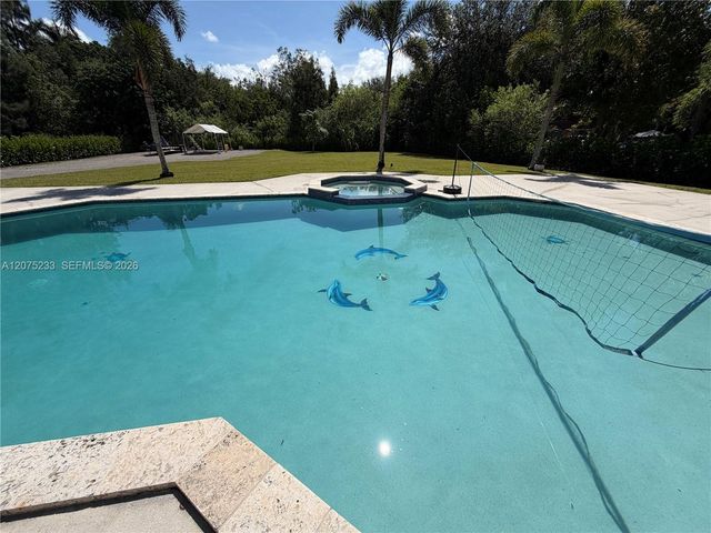 5600 SW 199th Avenue, Pembroke Pines, FL 33332