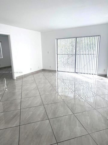 9022 NW 28th Dr 2-206, Coral Springs, FL 33065