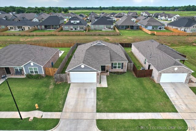 16227 S 88 Avenue, Bixby, OK 74008