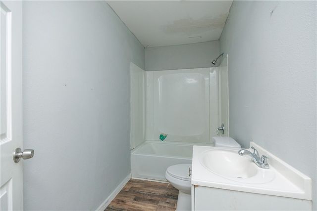 810 11th St, Corpus Christi, TX 78404