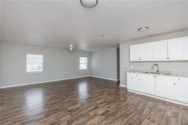 810 11th St, Corpus Christi, TX 78404