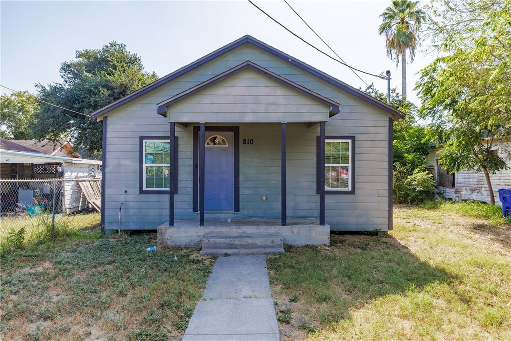 810 11th St, Corpus Christi, TX 78404