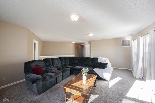 9485 W Lantern Lane, Pendleton, IN 46064