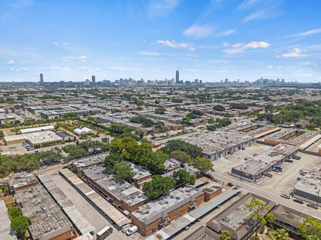 6305 Westward Street 189, Houston, TX 77081