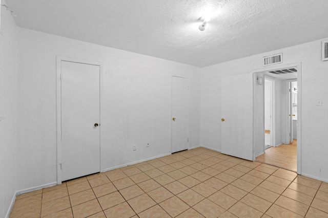 6305 Westward Street 189, Houston, TX 77081