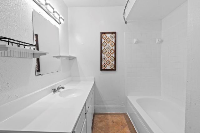 6305 Westward Street 189, Houston, TX 77081