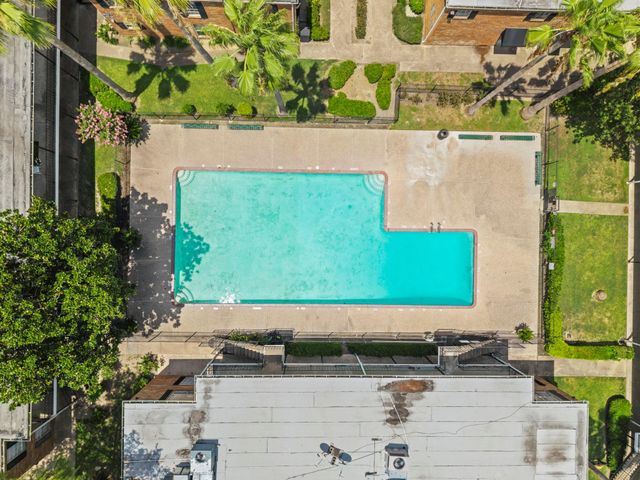 6305 Westward Street 189, Houston, TX 77081