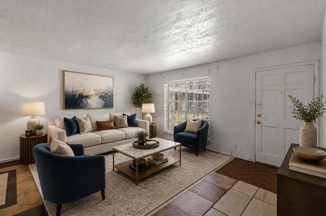 6305 Westward Street 189, Houston, TX 77081