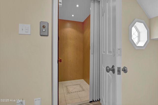 2305 S Shore Drive, Surf City, NC 28445