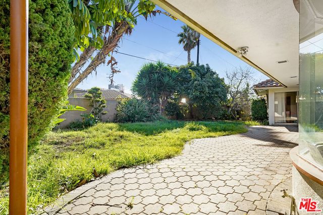6424 Shenandoah Avenue, Los Angeles, CA 90056