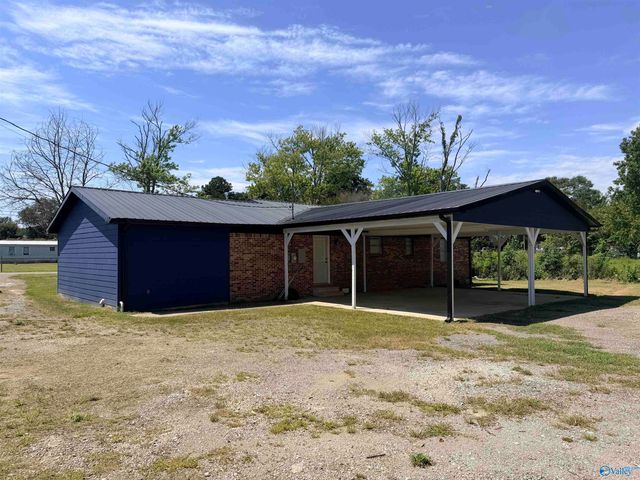 7933 County Road 170, Trinity, AL 35673