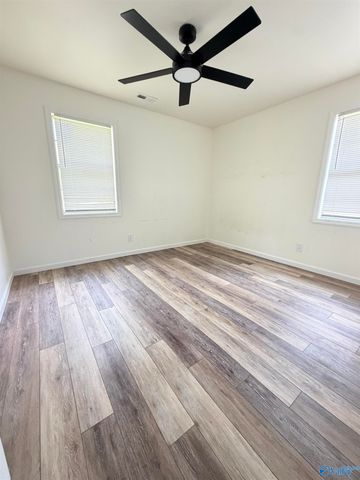 7933 County Road 170, Trinity, AL 35673