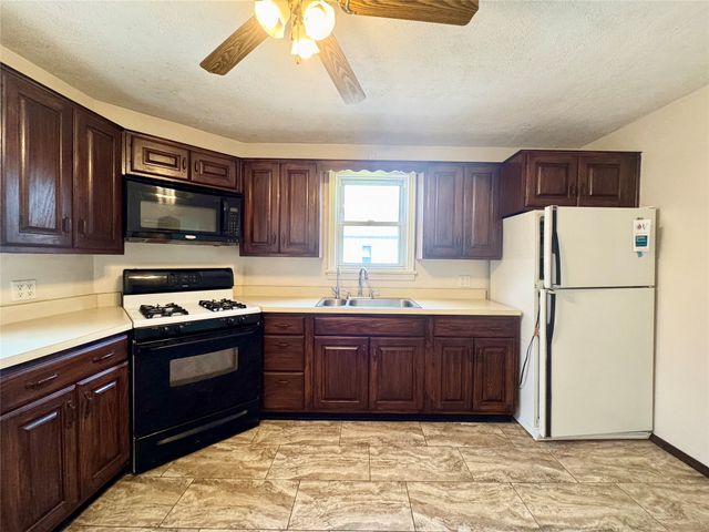 248 MAIDEN Lane, Erie, PA 16504