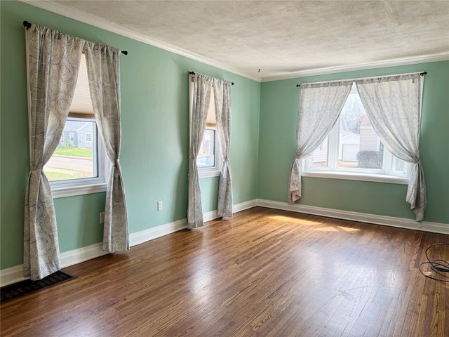 248 MAIDEN Lane, Erie, PA 16504