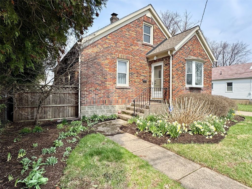 248 MAIDEN Lane, Erie, PA 16504