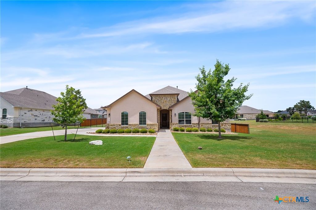 Image 1 of property listing at 381 Hessen Way, New Braunfels, TX 78132
