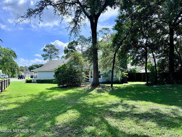 7604 LEAFY FOREST Way, Jacksonville, FL 32277