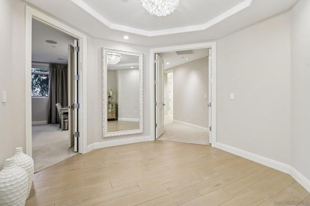 464 Prospect St 101, La Jolla, CA 92037