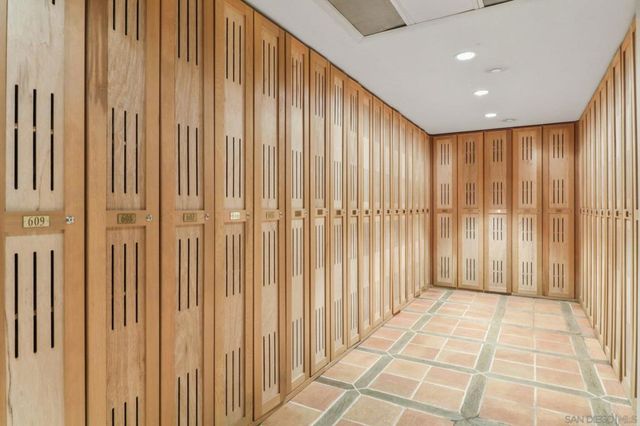 464 Prospect St 101, La Jolla, CA 92037