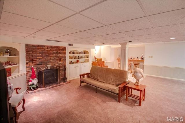 3933 Arbre Lane, Florissant, MO 63034